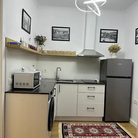 Sen Garden * 티라나