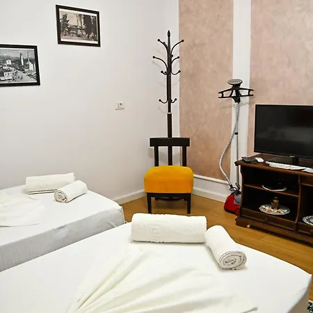 Casa de Férias Sen Garden Tirana