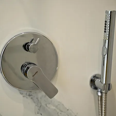 Casa de Férias Sen Garden Tirana