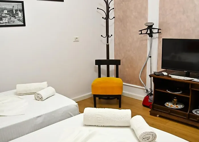 Ferienhaus Sen Garden Tirana